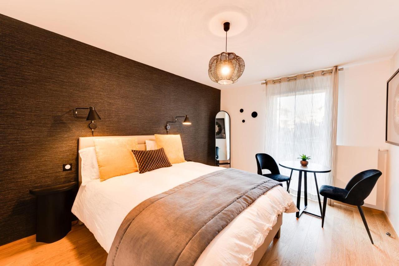Le Reposoir - New 2 Bedroom Apartment With Terrace & Garage Анси Экстерьер фото