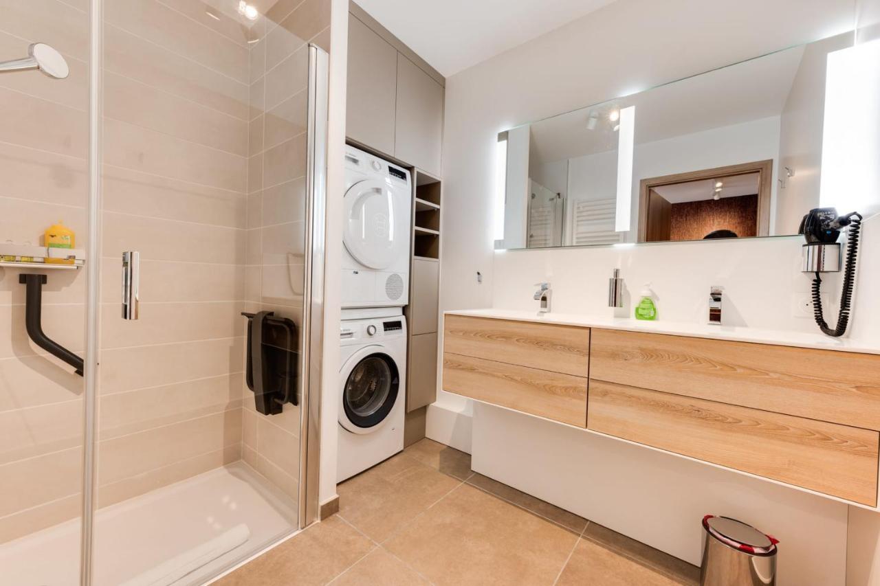 Le Reposoir - New 2 Bedroom Apartment With Terrace & Garage Анси Экстерьер фото